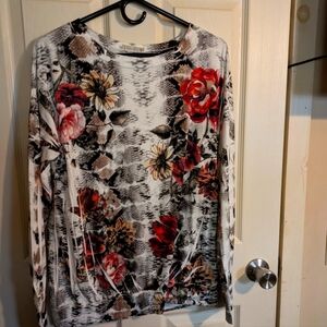 Very soft long sleeve floral shirt